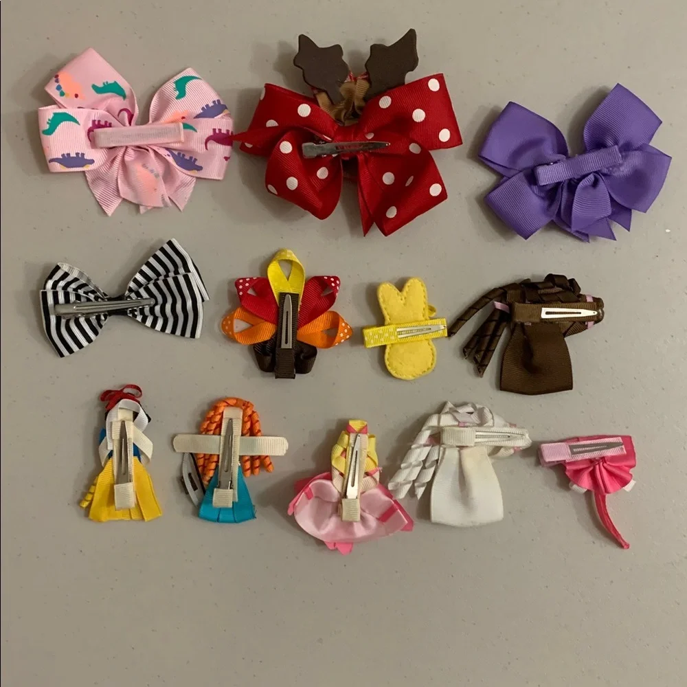 Handmade Hair Bow Barrettes Princess Horses Reindeer Bunny Dinosaur Turkey Etc